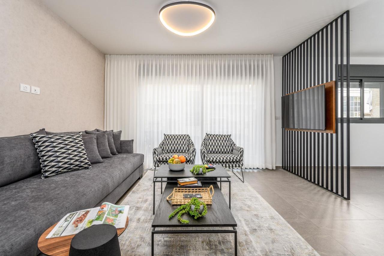 Luxurious Huge 2Bdr&2Bth W Parking- Mahne Yehuda Sea-U Yerusalem Bagian luar foto